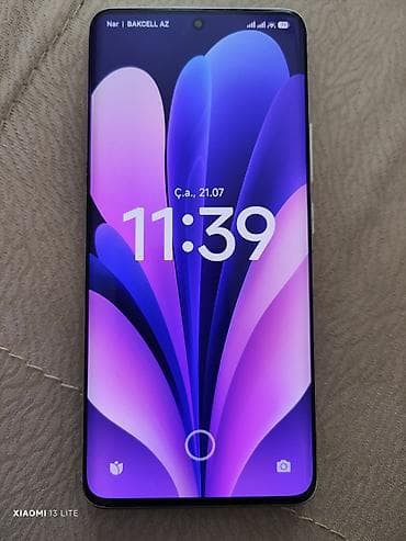17 pro max mini: Xiaomi 512 GB, rəng - Ağ — 1