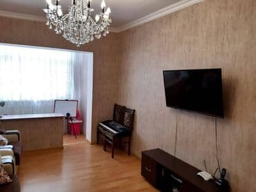 ağ şeher evler: Bakı, Bakıxanov qəs., 3 otaqlı, Köhnə tikili, m. Qara Qarayev, 85 kv. m — 2