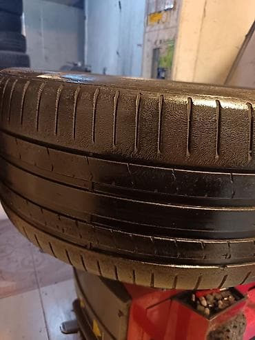 avto 444: Şin Pirelli 275 / 40 / R 21 — 1