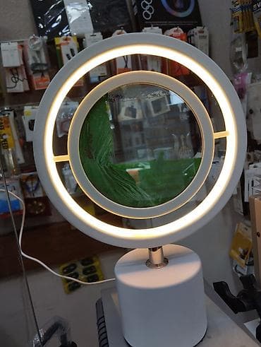 Tekstil: XY-888 modelində, dairəvi formalı, ağ rəngli masa lampası. İçərisində — 5