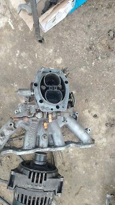 tab 4: Avtomobil ehtiyat hissələri – müxtəlif detallar bir yerdə Təsvir: - — 3