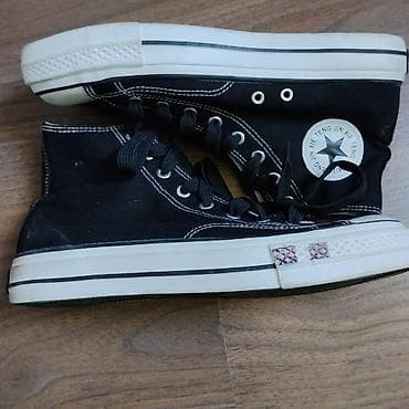 converse canta: Gara ağlı converse,orginal döl ama çox oğşuyür originala,31 manata — 1