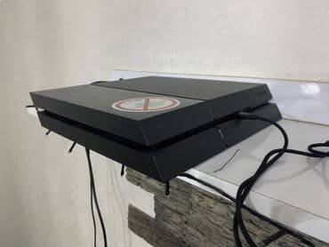 4 qapılı soyuducu: PS4 500 gb m,icinde 10 oyun var playroomdan 550 manata alinib + 2 — 2