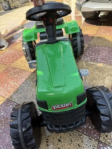 teker aparat: Uşaq üçün pedallı traktor – Pilsan - Brend: Pilsan - Rəng — 4