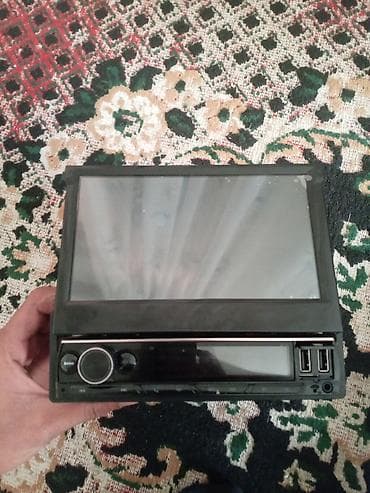 ipad 8 ikinci el: Maqnitol, AUX — 2