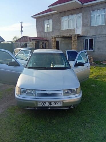 ravon r4 2020: LADA 2112 (hatchback), gümüşü rəng. - Kuzov: 5 qapılı, arxa spoylerli — 6