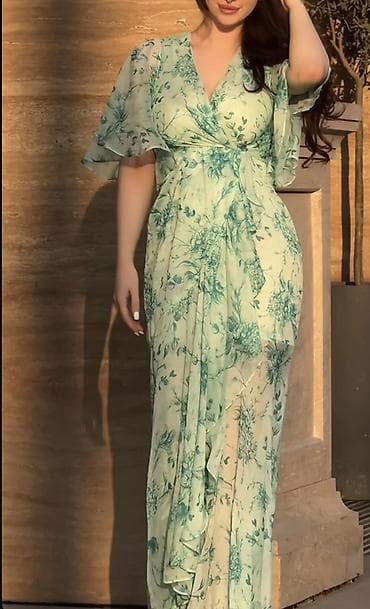 Zərif çiçək printli uzun don - Rəng: açıq mavi-yaşıl fonda tünd yaşıl