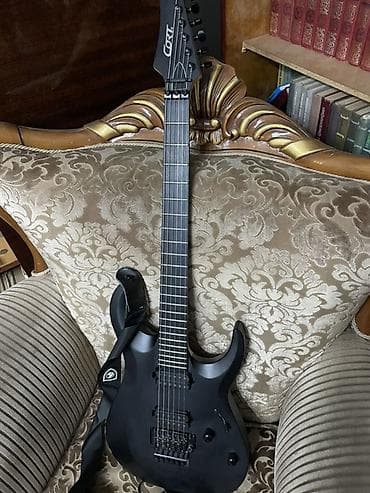 gitara tornado: Salam. Cort x500 menace gitara satılır. Gitarada bir cızıq belə — 4