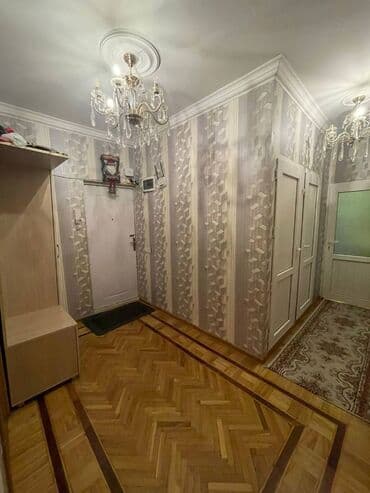 8 ci mikrorayon 3 otaqli evler: Bakı, 3 otaqlı, Köhnə tikili, 80 kv. m — 9