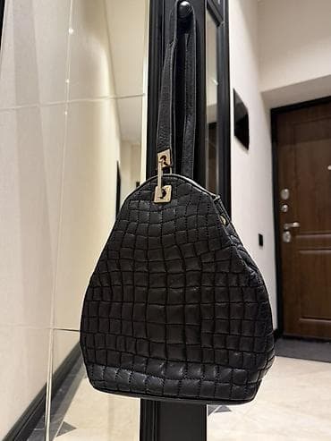 Çiyin çantası, Valentino, İşlənmiş — 1