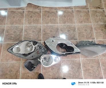 prius ehtiyyat hisseleri: Komplekt, Yaxın və uzaq vuran işıqlar Toyota — 4