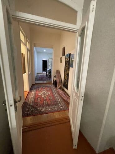 şəhərdə kirayə evlər: Bakı şəhərində 8 Noyabr proskektinini Kazlmağa Kazımov kücəsinən — 3