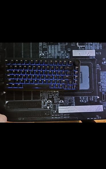 Комплектующие для ПК и ноутбуков: Güclü oyun/ofis stolüstü kompüter komplekti - Sistem bloku: Şüşə — 5