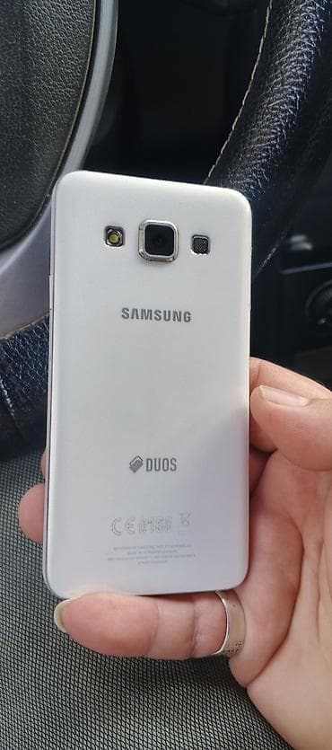 Samsung Galaxy A3, 16 GB, rəng - Ağ, İki sim kartlı — 3