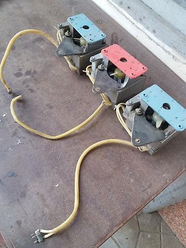 maqintafon manitorlu: Maqnitola matorları hər biri 6azn hamısı bir yerdə alana biri bonus — 1