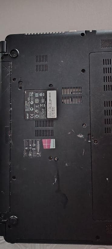 laptop canta: Acer noutbuk – 15.6" seriyası Xüsusiyyətlər: - Marka/model: Acer — 2