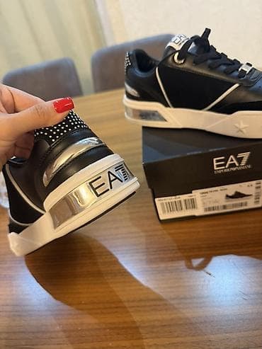 krosovka: EA7 Emporio Armani qadın krossovkası Model: X006 XK296 (EA7 Road Star — 3