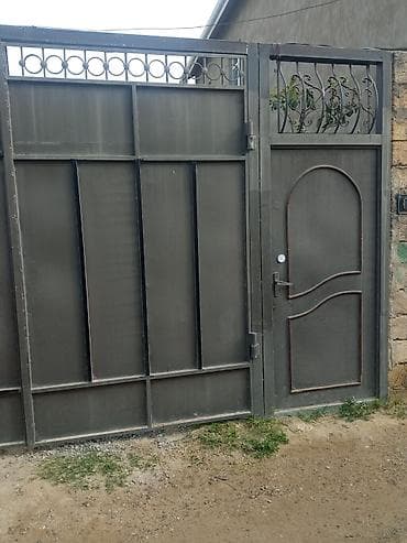 Darvazalar və aksesuarlar: Dəmir Həyət darvazası, Yana açılan, 4 m, Mexaniki, Qapı ilə, rəng - Boz — 4