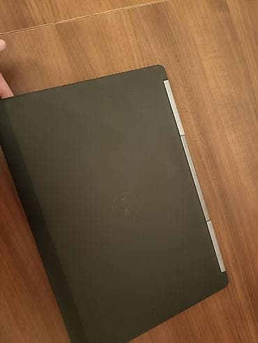 i7 10700: Dell Precision 7520 mobil iş stansiyası - Ekran: 15.6" - Prosessor — 4