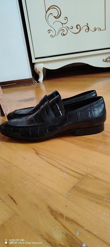 ayaqqabı kişi üçün: Satışda kişi ayaqqabıları dəsti 1) Qara dəri loafer - Üst: parlaq — 4