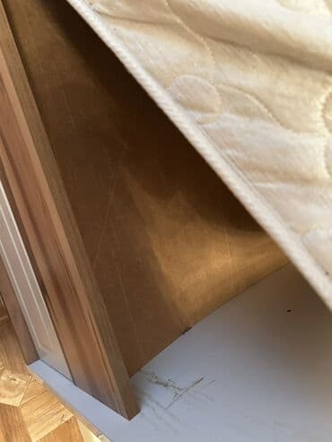 Beşiklər: Oğlan və qız üçün, İşlənmiş, Dördbucaq, Beşik, Matras ilə — 5