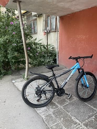 Ciddi aliciya endirim olacaq Şəhər və yüngül off-road üçün velosiped at lalafo.az Ciddi aliciya endirim olacaq Şəhər və yüngül off-road üçün velosiped