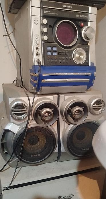 Samsung MAX-DJ730 mini audio sistemi və akustik kolonkalar - Model