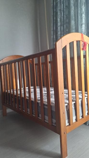 usag otagi: Oğlan və qız üçün, Dördbucaq, Beşik, Dəstsiz, Matras ilə, Yellənmə mexanizmsiz — 2