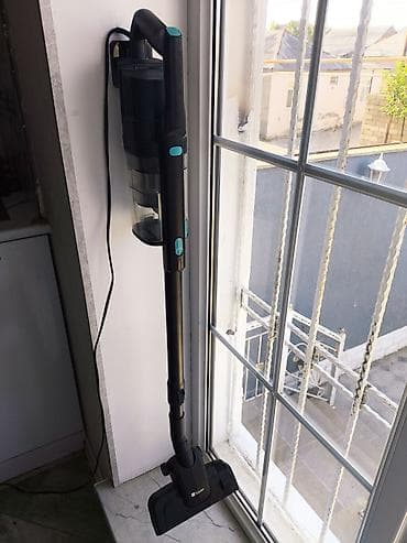 iphone 9 plus: 1ay qabaq 100azn-ə alınıb. yeni kimidir. az işlənib — 1