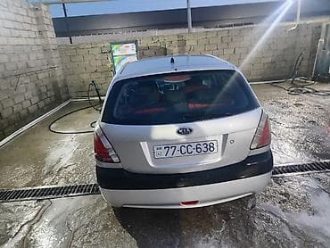 lada kalina 2009: Kia Rio: 1.4 l | 2005 il Hetçbek — 3