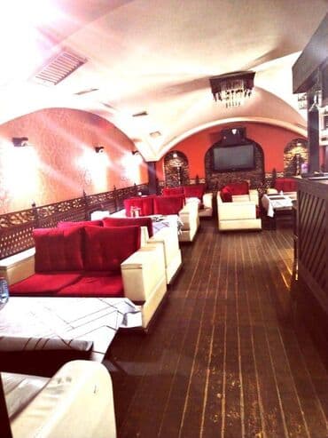 nefis döner masazir: Azadliq metrosuna yaxin yerləşən pab, ümumi sahəsi 200 kv,m olan, ayi — 1