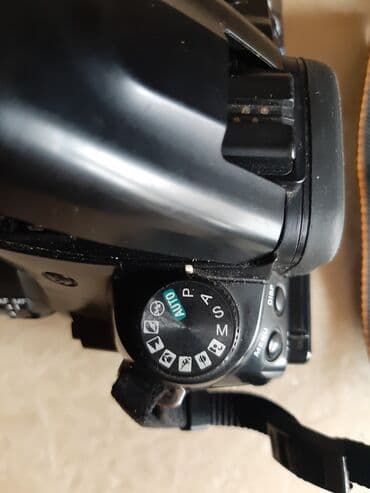 knopkalı: Fotoaparat Sony a500. Probeqi azdır. Şəkil çəkmək üçün knopkası — 11