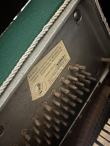 Velosiped ehtiyyat hissələri: Upright pianino – “Заря” (Zarya) - Tip: Akustik upright pianino - — 1