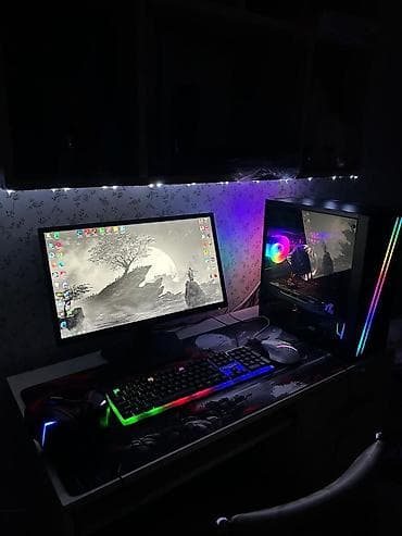 Gaming stolüstü kompüter komplekti Tərkibi: - Sistem bloku: şüşə