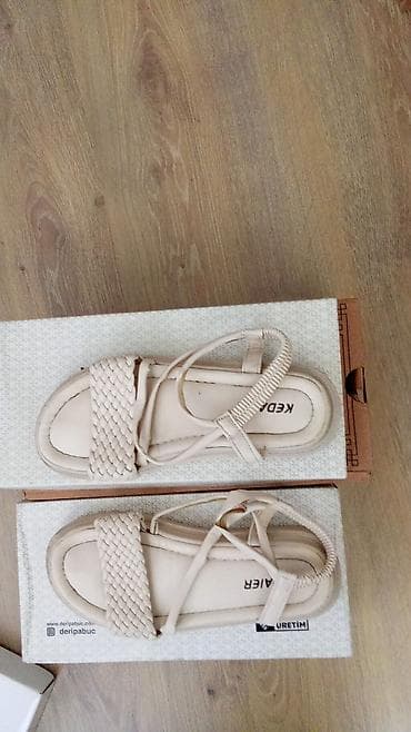 charles keith az: Ölçü: 36, rəng - Bej, İşlənmiş — 1