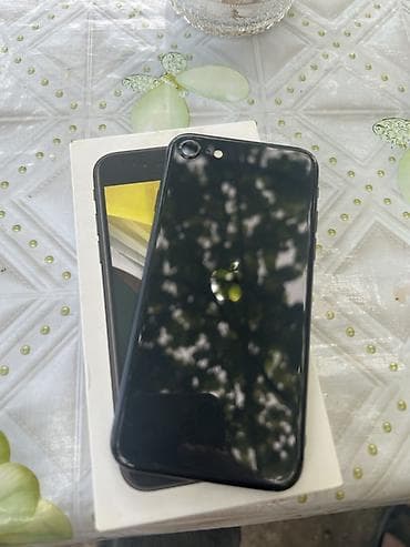 htc wildfire s: IPhone SE 2020, 64 GB, Qara, Barmaq izi — 1