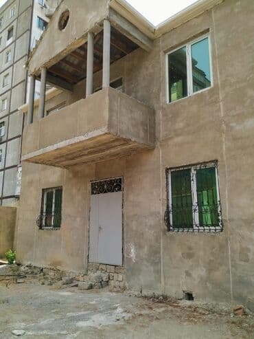 sumqayit 17 mkr: Əhmədli 4 otaqlı, 250 kv. m, Təmirsiz — 3