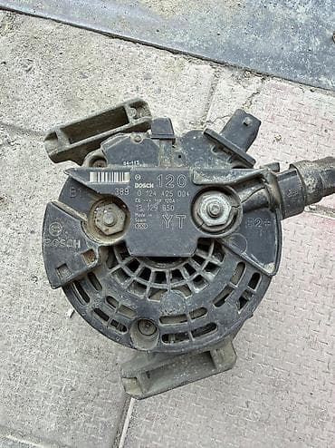 Bosch 0 124 425 004 (14V, 120A) islek veziyetdedir orginal Bosch