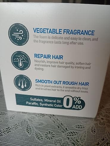 keclər: Bitki ətirli saç baxım məhsulu - Tərkibindəki bitki ekstraktları — 1