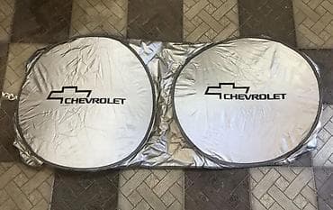 Chevrolet ön şüşə günlüyü - İkili dairəvi panellə dizayn edilib