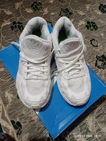 черные мужские мокасины: Məhsul: Adidas kişi krossovkası - Model: Adidas Originals (etiket və — 7