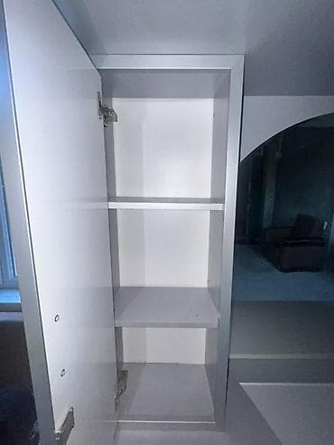 tibbi ref: Salon üçün iş masası və güzgülü vitr - Geniş iş səthi: makiyaj, saç — 3