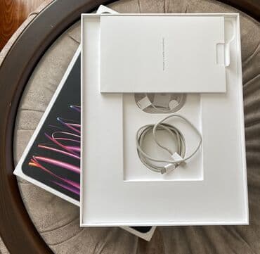 irşad iphone 7: Apple iPad Pro 12.9 (2022), 12,9", 256 GB — 6