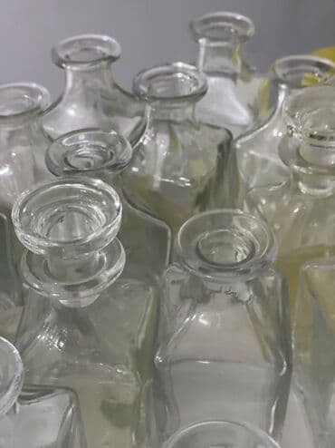 Şüşə, Ünvandan götürmə