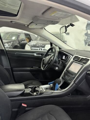 qadın maşınları qiyməti: Ford Fusion: 1.5 l | 2016 il 208000 km Sedan — 5