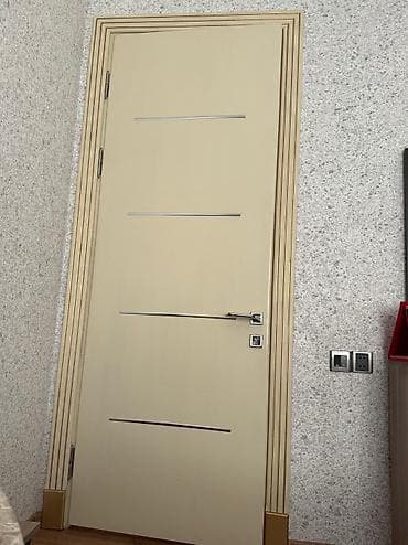 mebel alan: 1 qapının qiyməti 200 manattı 9 qapıdır 9 undu alana endirim olacaq — 9