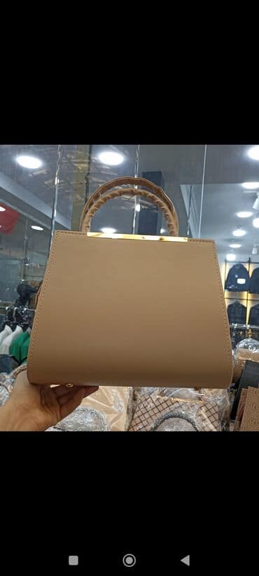 kurtka qadin ucun: Əl çantası — 22