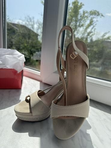 ayaqq: Bej rəngli qadın sandaleti - Model: Açıq burunlu, slingback (arxa — 3