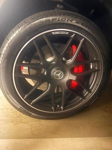 C63-il,2023-800km surulub idiyal vəziyətdədir