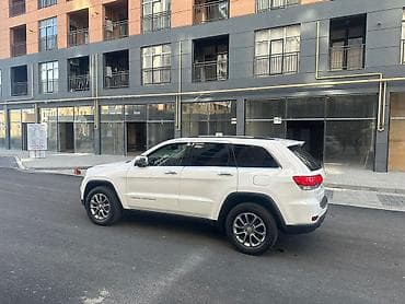 masin cip: Jeep Grand Cherokee – ağ rəng, 2014 model Əsas xüsusiyyətlər: - — 5